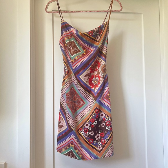 UO Printed Mallory Cowl Slip Mini Dress - Picture 4 of 9